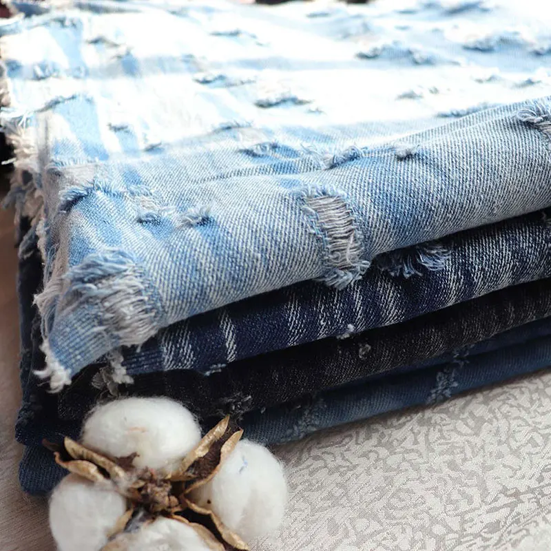 Винтажная голубая джинсовая ткань С дырками для шитья Брюк, курток, блейзера, модная джинсовая ткань, материал для одежды для шитья своими руками