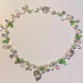 Прекрасное жемчужное ожерелье из зеленых листьев ручной работы в стиле Y2K